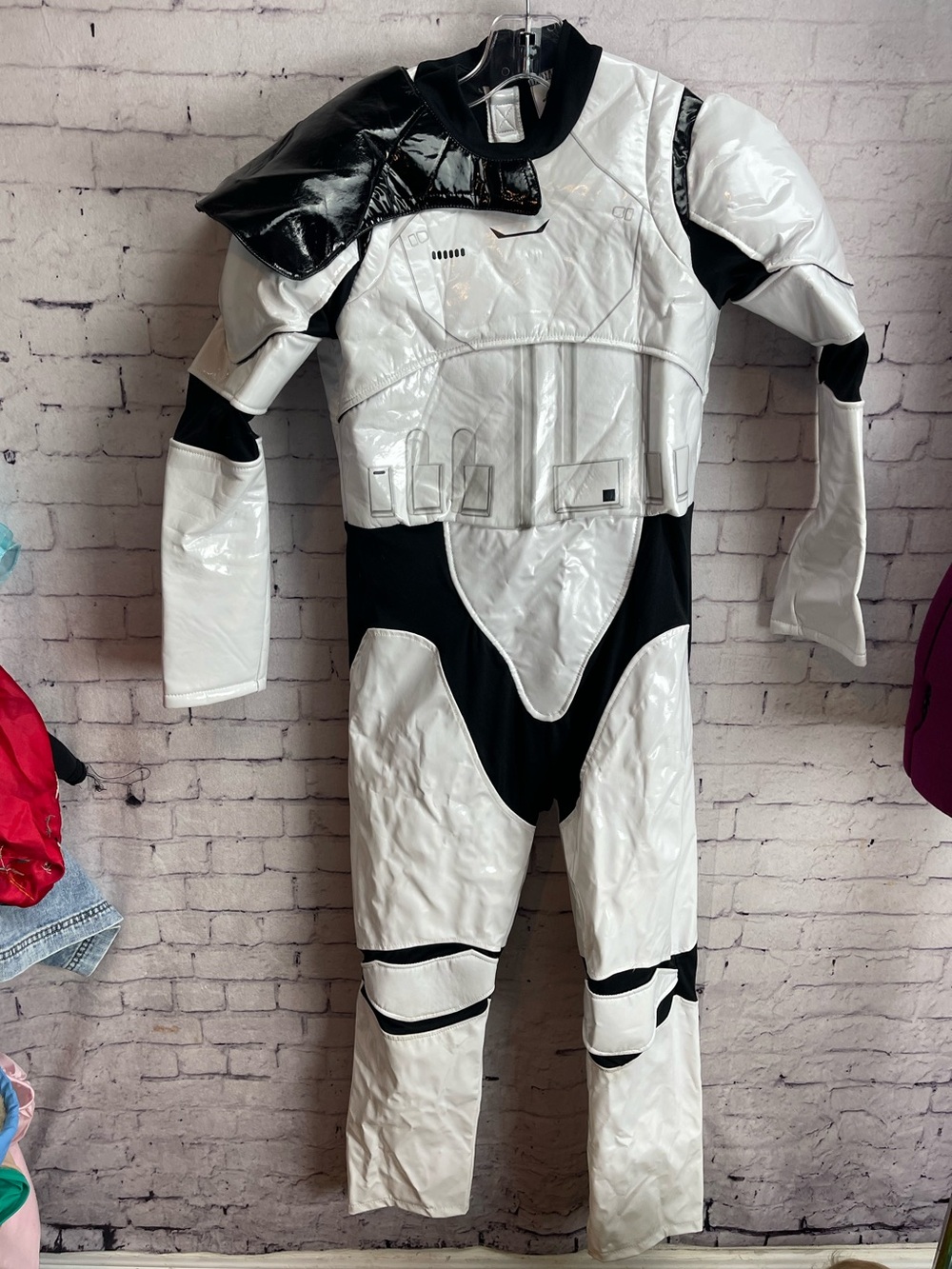 Disney Store size 9/10 Star Wars storm trooper costume